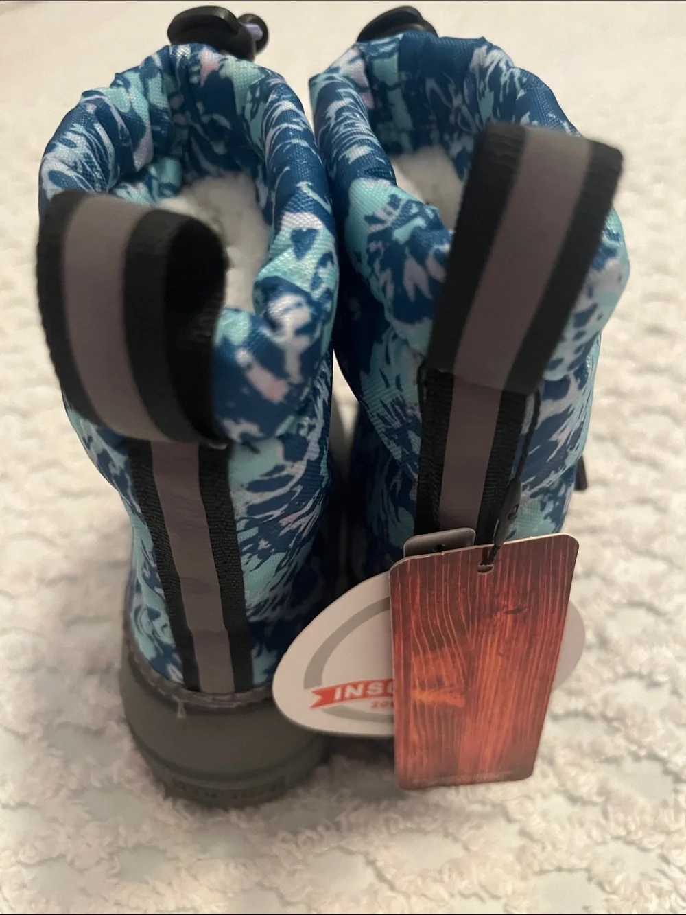 New Northside Blue & Gray Patterned Kids Snow Boots size 6